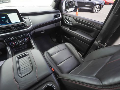 Used 2024 Chevrolet Suburban RST w/ Luxury Package AWD/4WD image 49