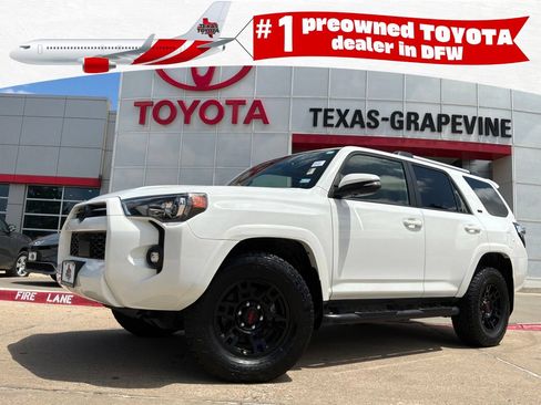 Used 2024 Toyota 4Runner SR5 Premium w/ Moonroof Package AWD/4WD image 1