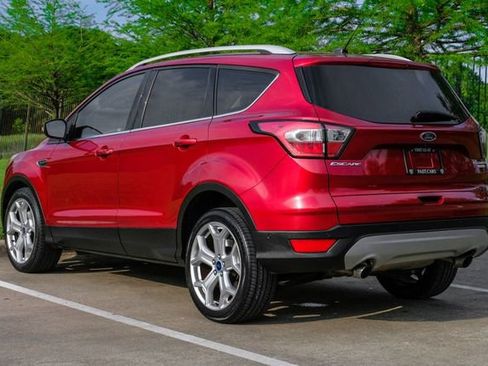 Used 2017 Ford Escape Titanium w/ Equipment Group 301A FWD image 16