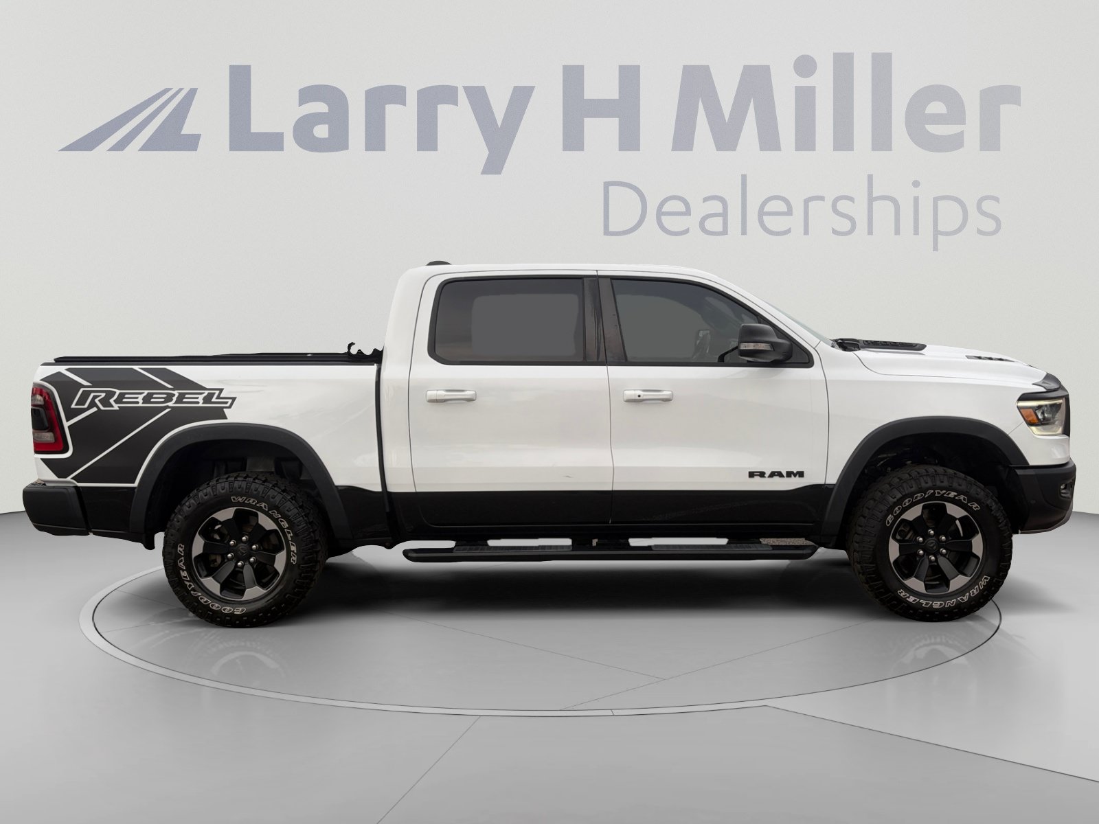 Used 2020 RAM 1500 Rebel w/ Rebel Level 2 Equipment Group AWD/4WD image 7