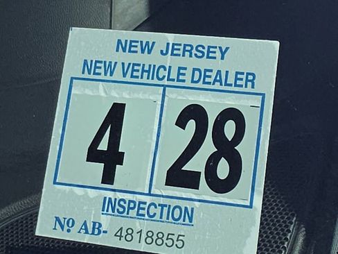 Used 2023 Chevrolet Equinox LT image 36