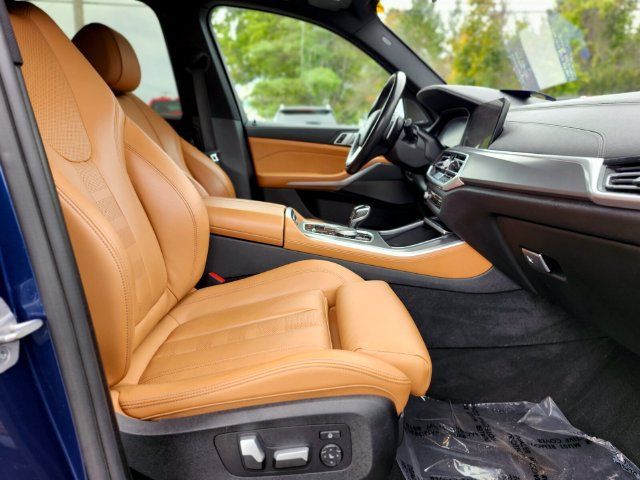 Used 2021 BMW X5 xDrive45e w/ Premium Package AWD/4WD image 11