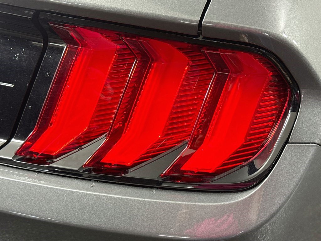 Used 2022 Ford Mustang GT Premium w/ Equipment Group 401A RWD image 31
