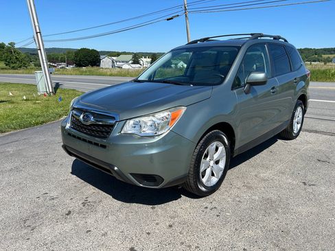 Used 2014 Subaru Forester 2.5i Premium w/ Popular Package #2 AWD/4WD image 5