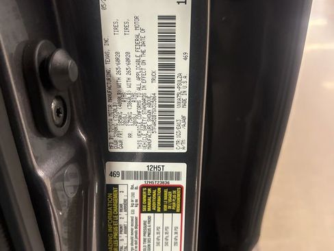 Used 2025 Toyota Tundra Limited image 7