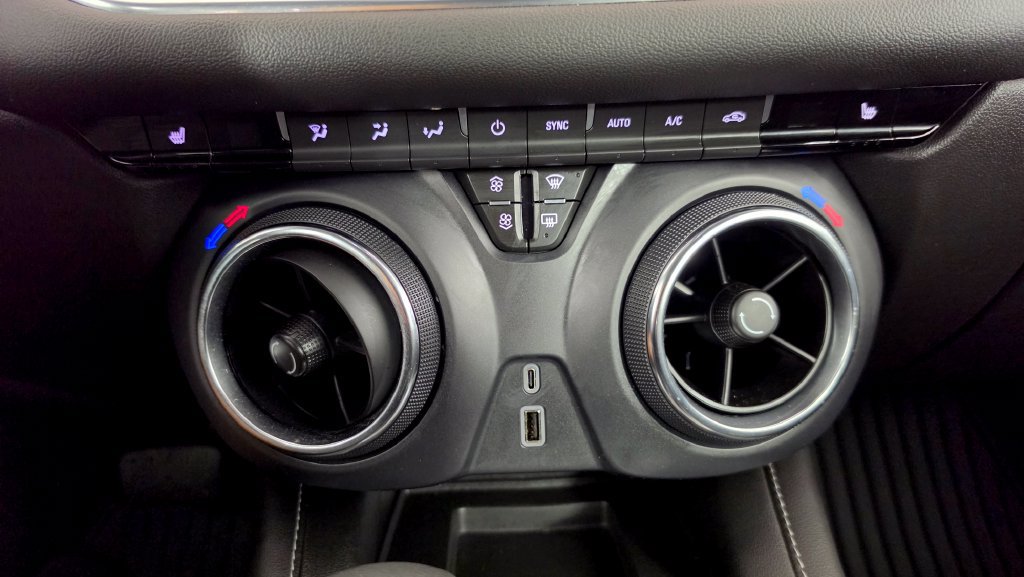 Used 2025 Chevrolet Blazer LT w/ Redline Edition FWD image 37