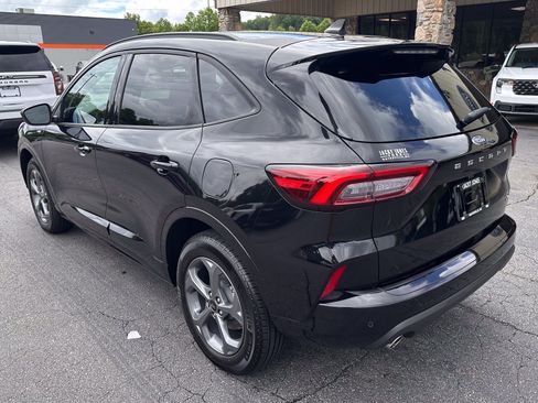 Used 2024 Ford Escape ST-Line w/ Tech Pack #1 AWD/4WD image 8