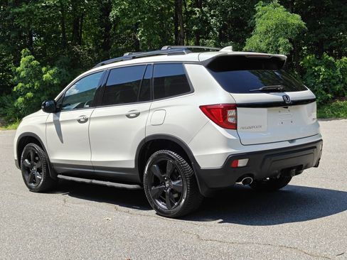 Used 2019 Honda Passport Elite image 5