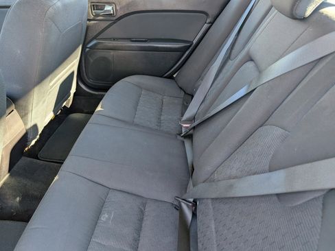 Used 2011 Ford Fusion SE image 12
