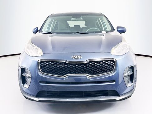 Used 2018 Kia Sportage LX image 2