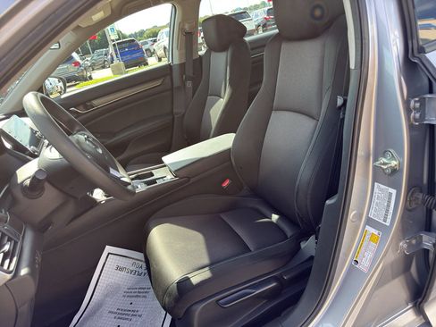 Used 2020 Honda Accord LX image 9