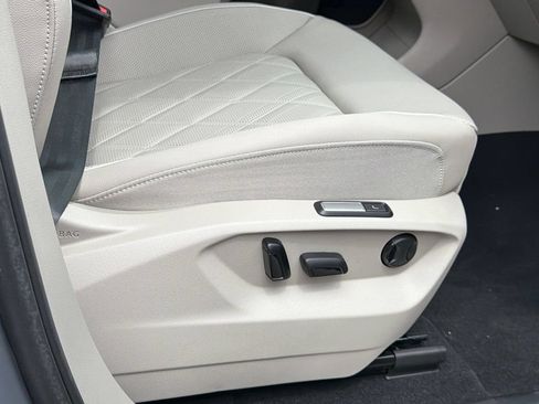 New 2026 Volkswagen Atlas SEL Premium R-Line AWD/4WD image 18
