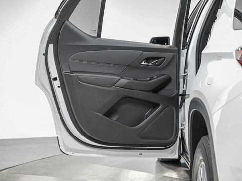Used 2023 Chevrolet Traverse LT w/ LPO, Floor Liner Package AWD/4WD image 25