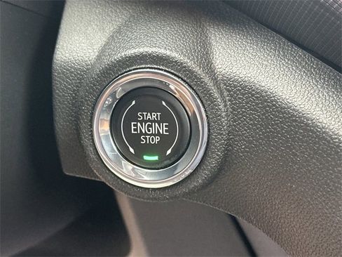 Used 2021 Chevrolet Colorado LT w/ Safety Package image 25