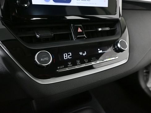 Used 2023 Toyota Corolla LE image 13
