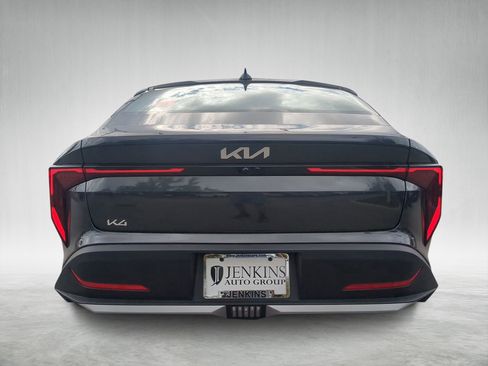 New 2025 Kia K4 LXS image 4