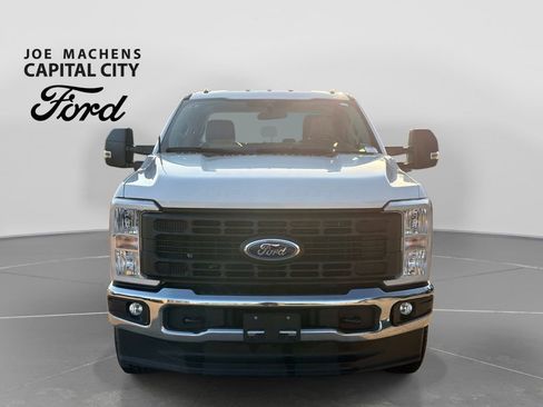 Used 2025 Ford F350 XL AWD/4WD image 10