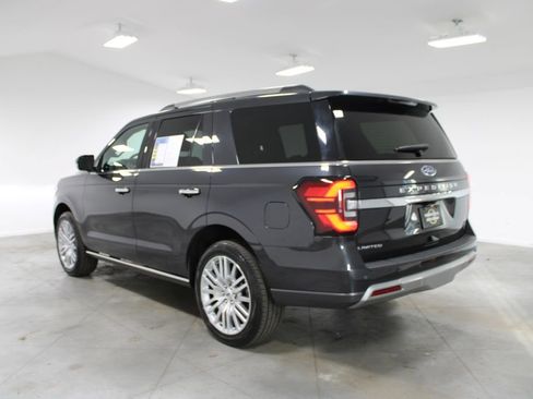 Used 2024 Ford Expedition Limited image 7