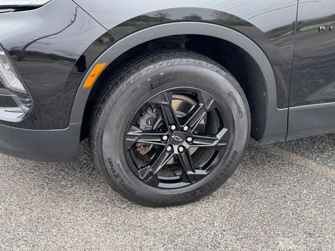 Used 2024 Chevrolet Blazer LT w/ Convenience Package image 9