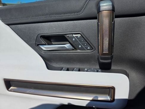 Used 2024 GMC Hummer EV 2X w/ LPO, Illumination Package image 14