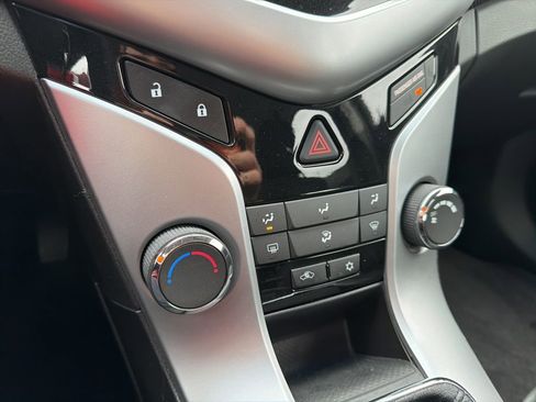 Used 2012 Chevrolet Cruze Eco image 30