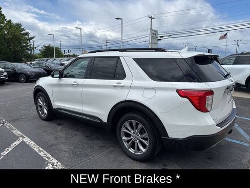 Used 2021 Ford Explorer XLT w/ Equipment Group 202A AWD/4WD image 10