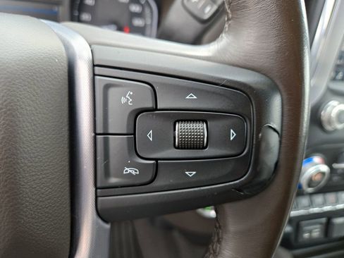 Used 2020 GMC Sierra 1500 SLE w/ SLE Value Package AWD/4WD image 16