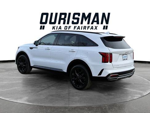 Certified 2023 Kia Sorento SX image 4