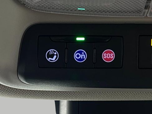Used 2023 Buick Encore GX Essence w/ Experience Buick Package FWD image 84