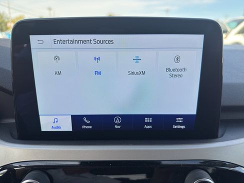 Used 2022 Ford Escape SE w/ SE Sport Appearance Package image 31