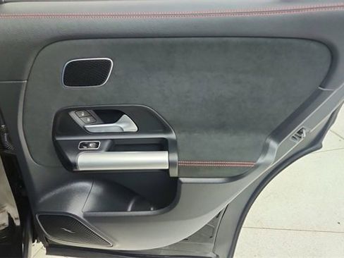 Used 2025 Mercedes-Benz GLA 250 4MATIC image 30