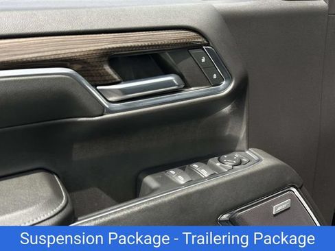 Certified 2023 Chevrolet Silverado 1500 LT Trail Boss w/ Convenience Package II AWD/4WD image 16