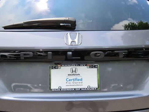 Used 2025 Honda Pilot Touring image 7