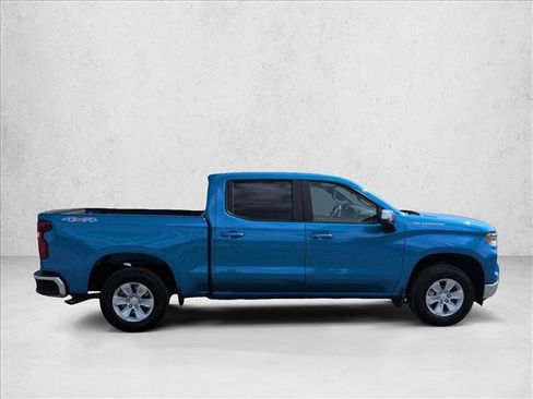 Used 2025 Chevrolet Silverado 1500 LT w/ Safety Package AWD/4WD image 9