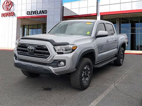 Used 2020 Toyota Tacoma TRD Off-Road image 4