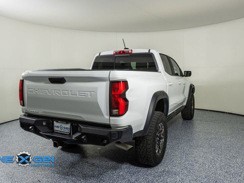 Used 2024 Chevrolet Colorado ZR2 w/ ZR2 Convenience Package III AWD/4WD image 7