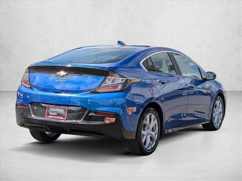Used 2018 Chevrolet Volt Premier w/ Driver Confidence Package image 5