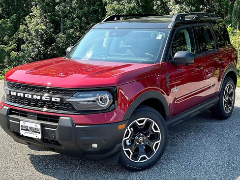 New 2025 Ford Bronco Sport Outer Banks w/ Outer Banks Tech Package+ AWD/4WD image 2