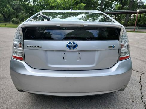 Used 2010 Toyota Prius Two FWD image 9