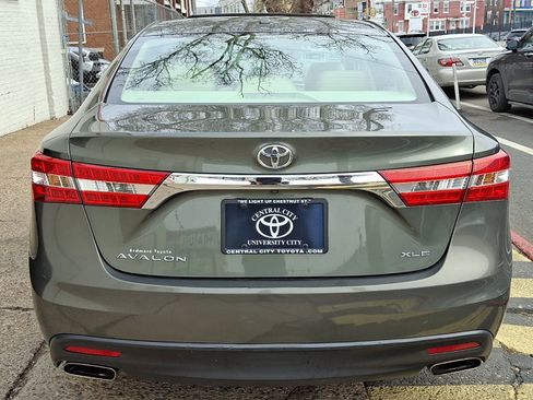 Used 2014 Toyota Avalon XLE Premium image 5