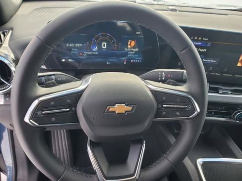 New 2026 Chevrolet Equinox LT image 15