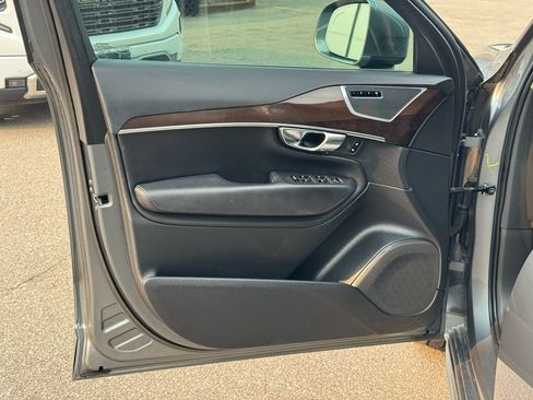 Used 2019 Volvo XC90 T6 Momentum w/ Advanced Package AWD/4WD image 28