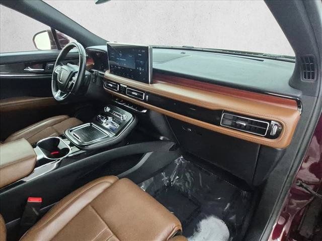 Used 2022 Lincoln Nautilus Reserve w/ Equipment Group 201A AWD/4WD image 26