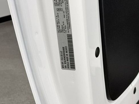 Used 2025 RAM ProMaster 1500 w/ Convenience Group image 26