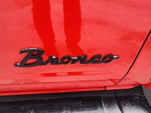 Used 2023 Ford Bronco Outer Banks image 10