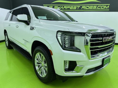 Used 2023 GMC Yukon XL SLT AWD/4WD image 2