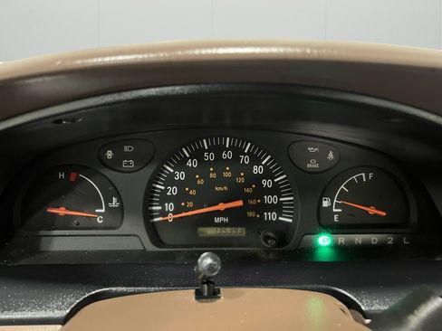 Used 2000 Toyota Tundra Regular Cab 2WD image 29