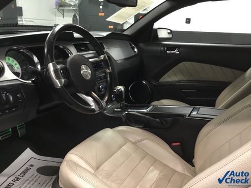 Used 2012 Ford Mustang Premium image 31
