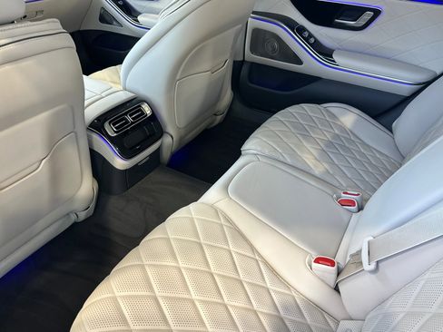 New 2025 Mercedes-Benz S 580 4MATIC Sedan image 12