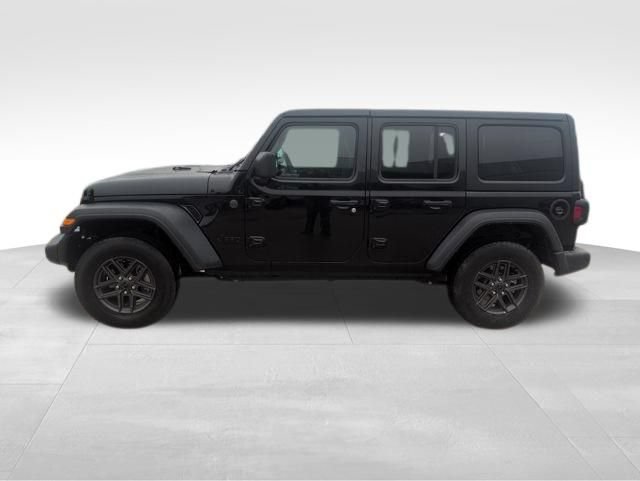 Used 2024 Jeep Wrangler Unlimited Sport AWD/4WD image 3